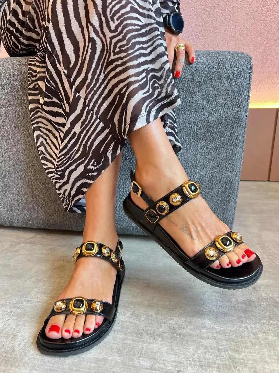 Papete Valentina, Preta