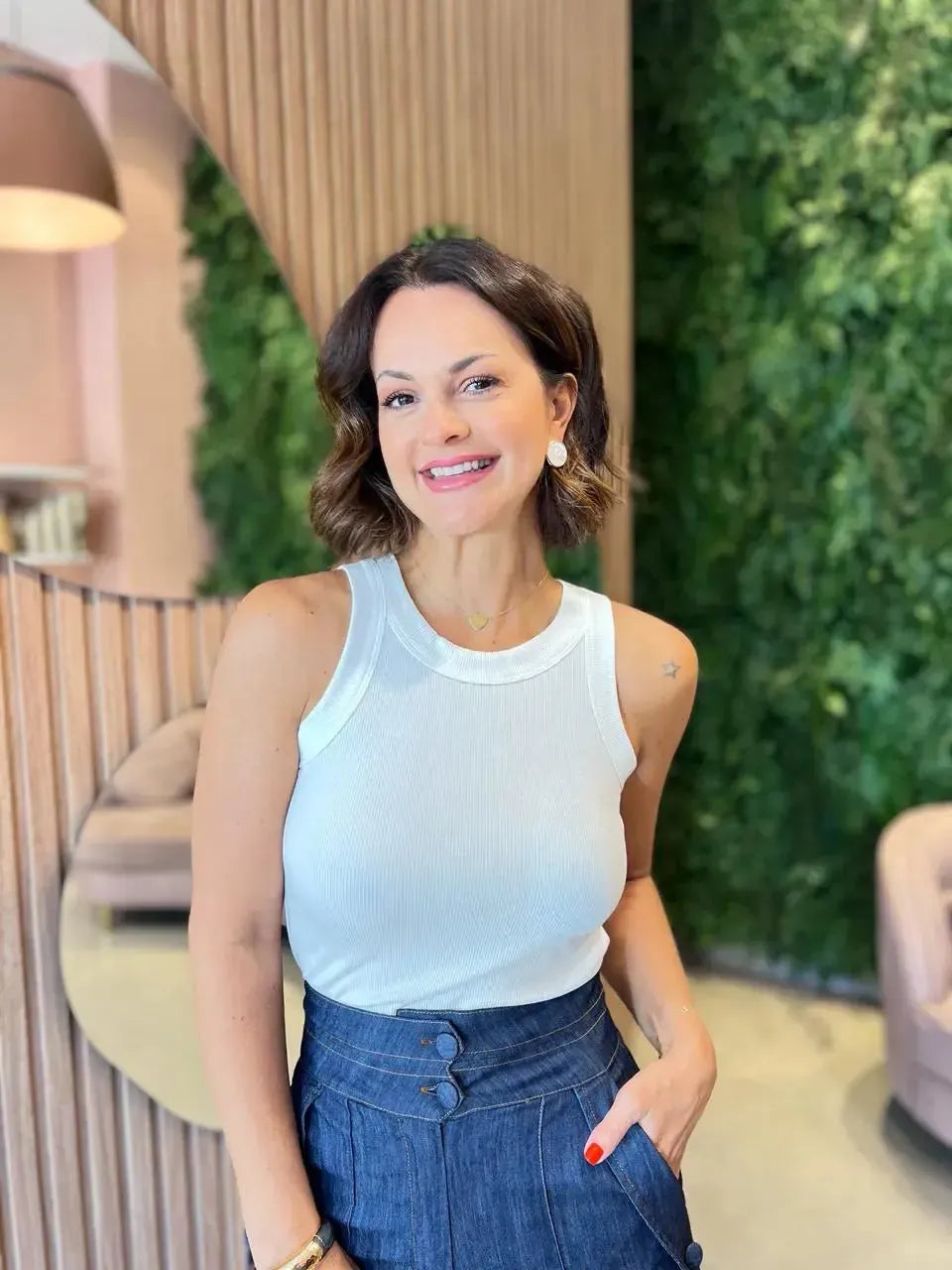 Regata Canelada, Off-white