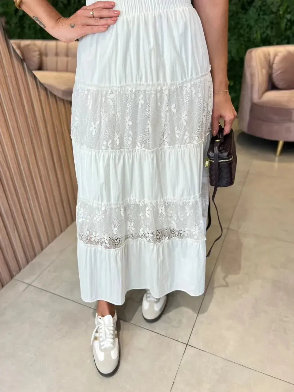 Saia Midi com Detalhe em Renda, Off White (Envio e Retiradas a partir de 28/07)