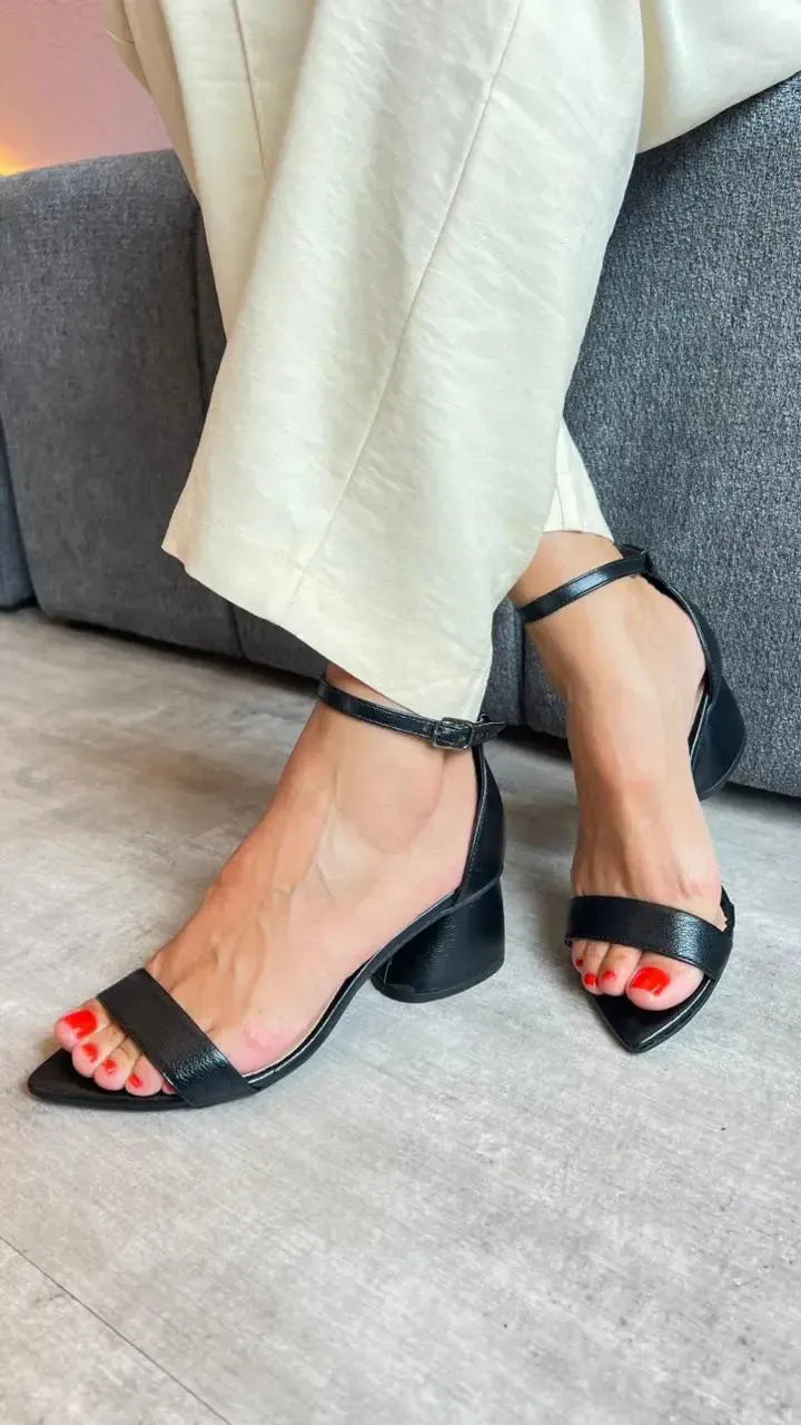 Sandália Dani Preta