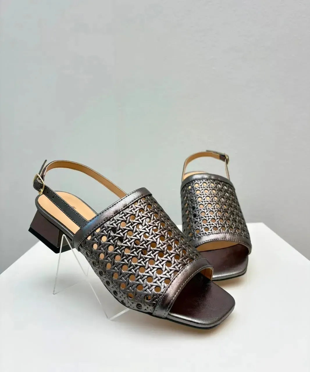 Sandália Helô, Prata Velho