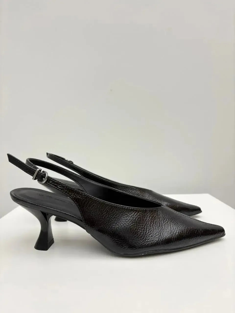 Scarpin Aline Slingback, Preto