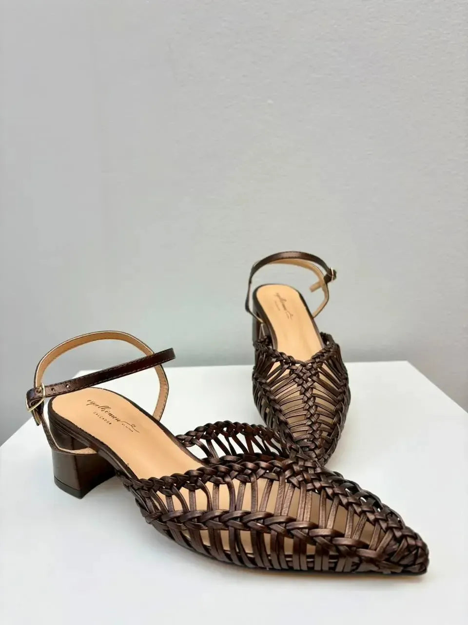 Scarpin Fernanda, Café