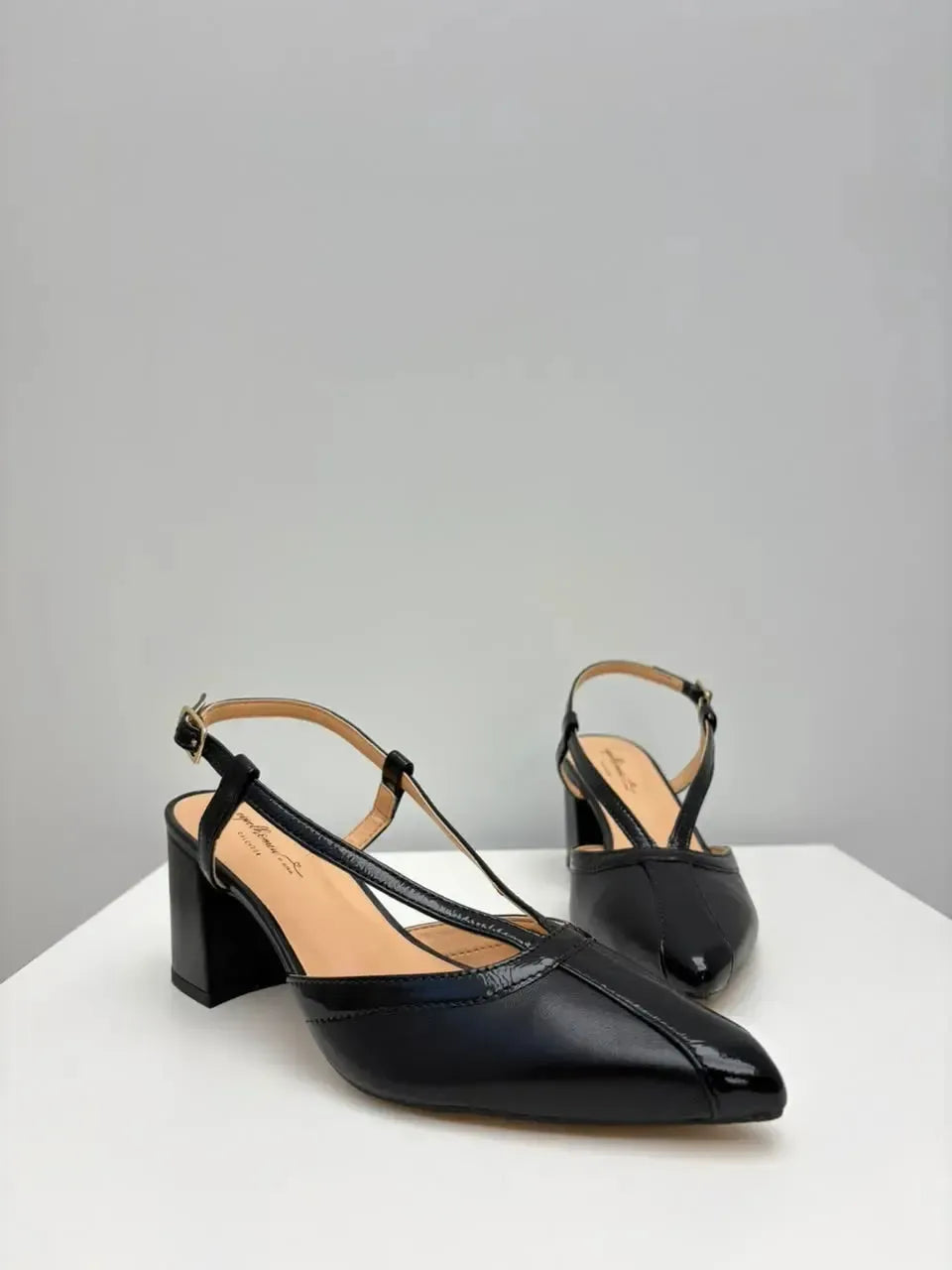 Scarpin Slingback Renata, Preta