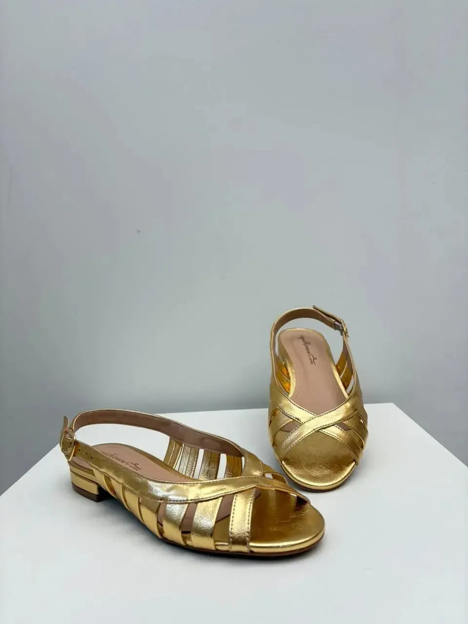 Slingback Cora, Dourado