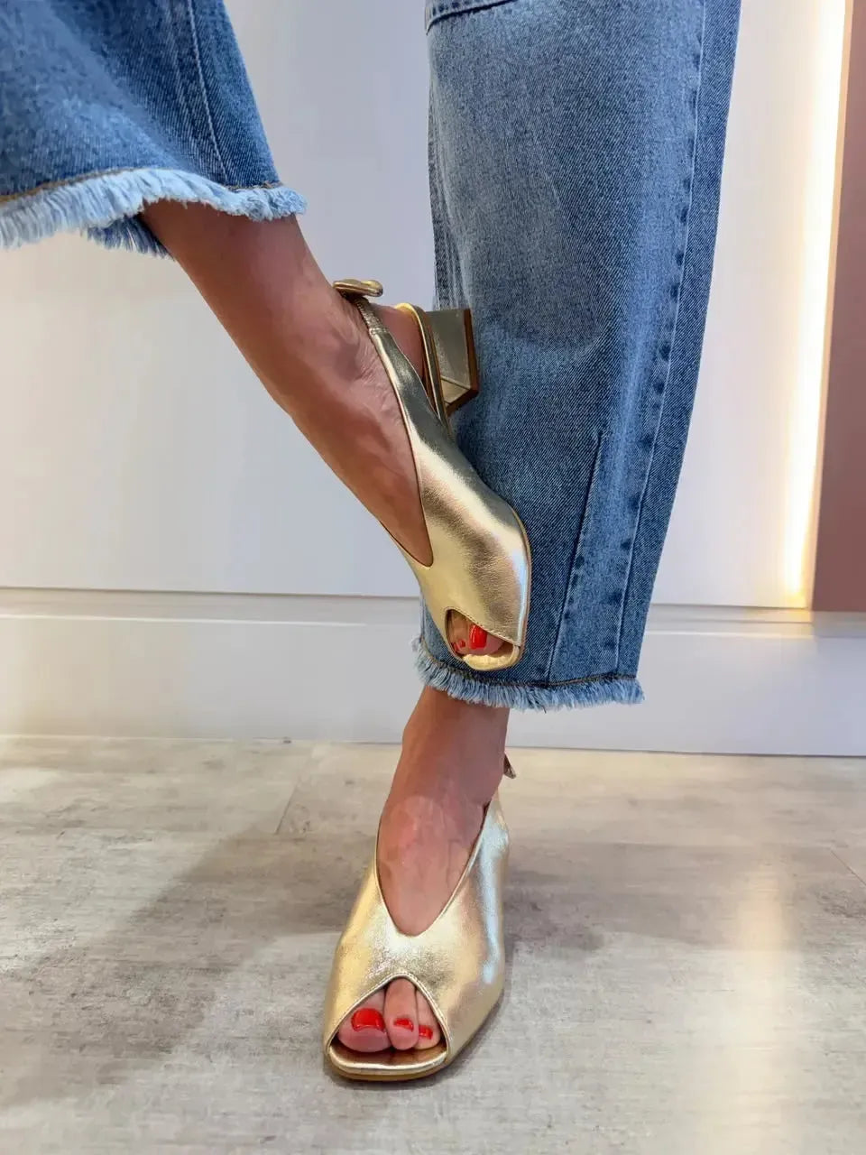 Slingback Peep Toe Ana, Ouro Light