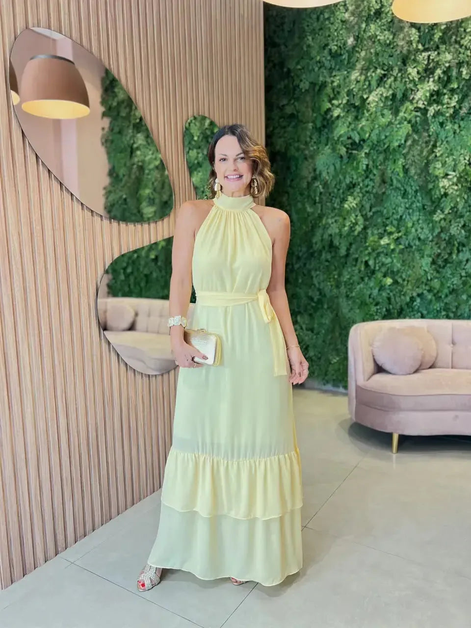 Vestido Gola Alta em Chiffon, Amarelo