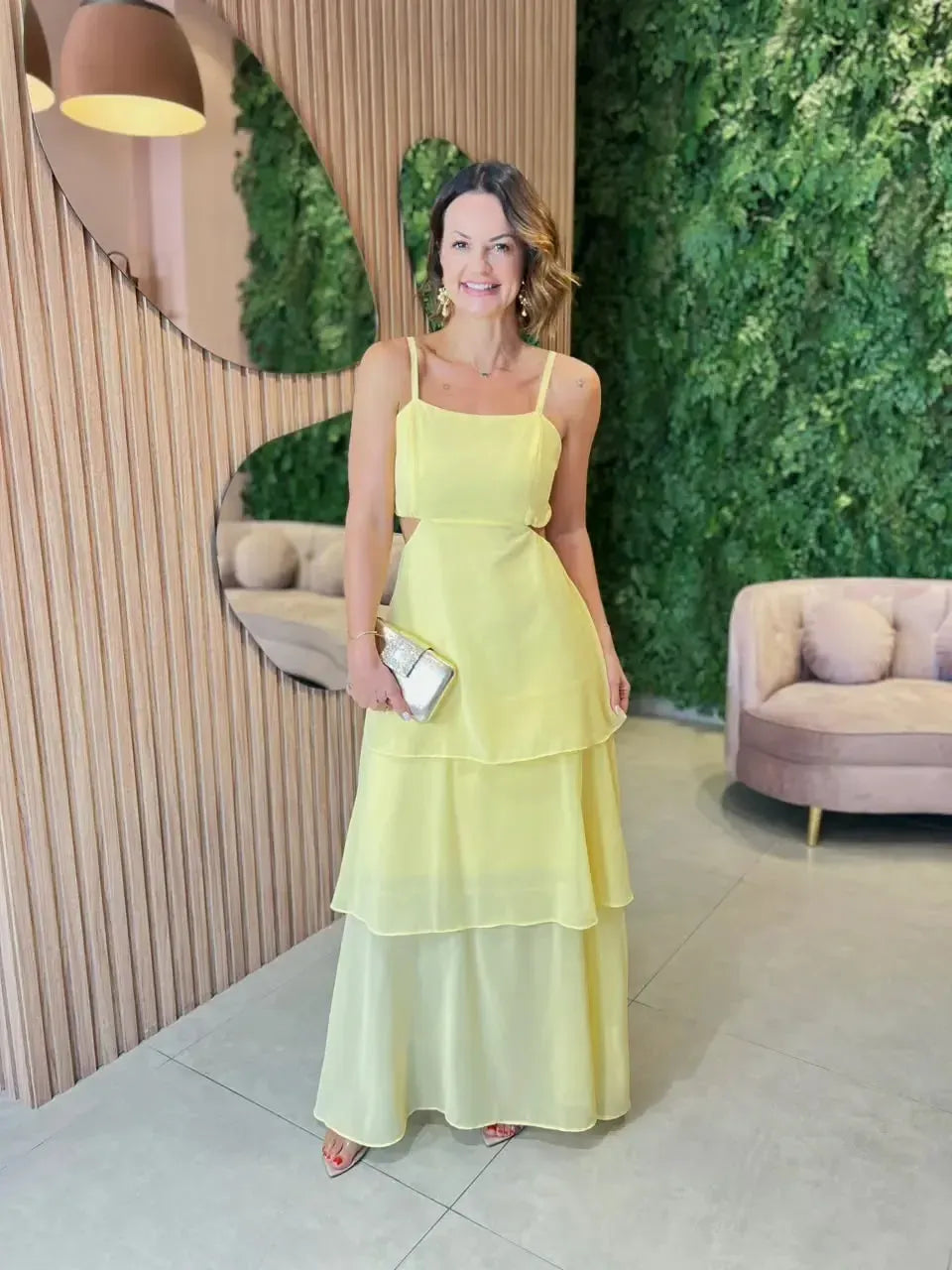 Vestido Longo em Crepe com Camadas, Amarelo