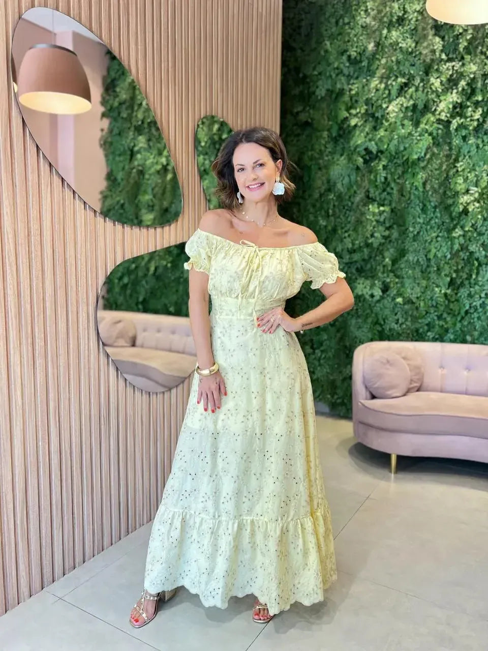 Vestido Longo em Lessie com Manga, Amarelo