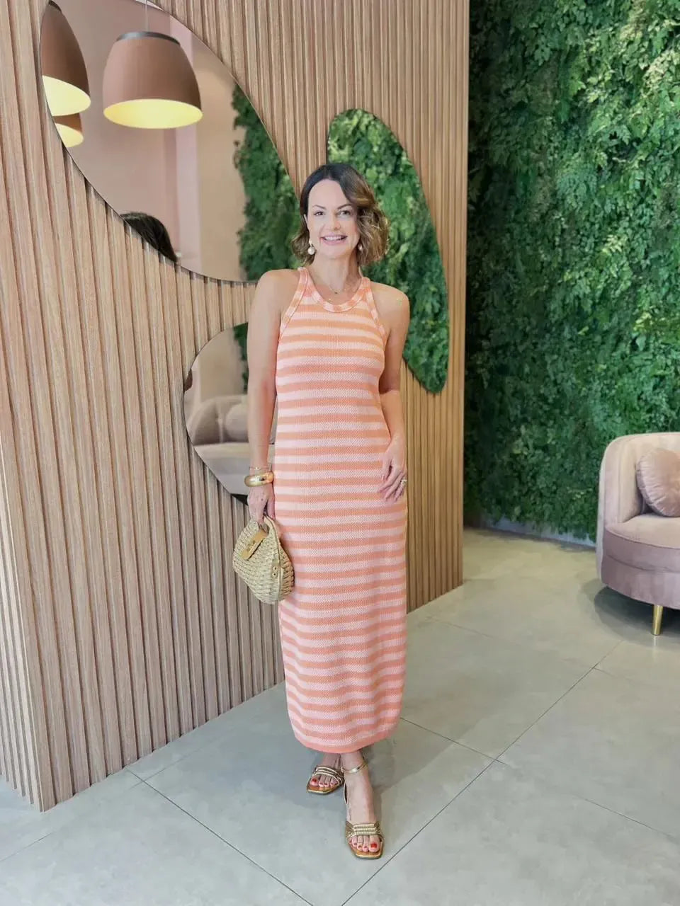 Vestido Midi em Tricô Listrado