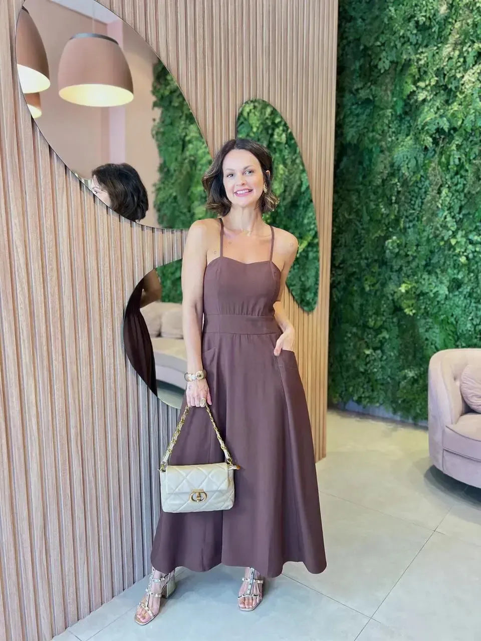 Vestido Midi em liocel com Bolso de alcinha, Marrom