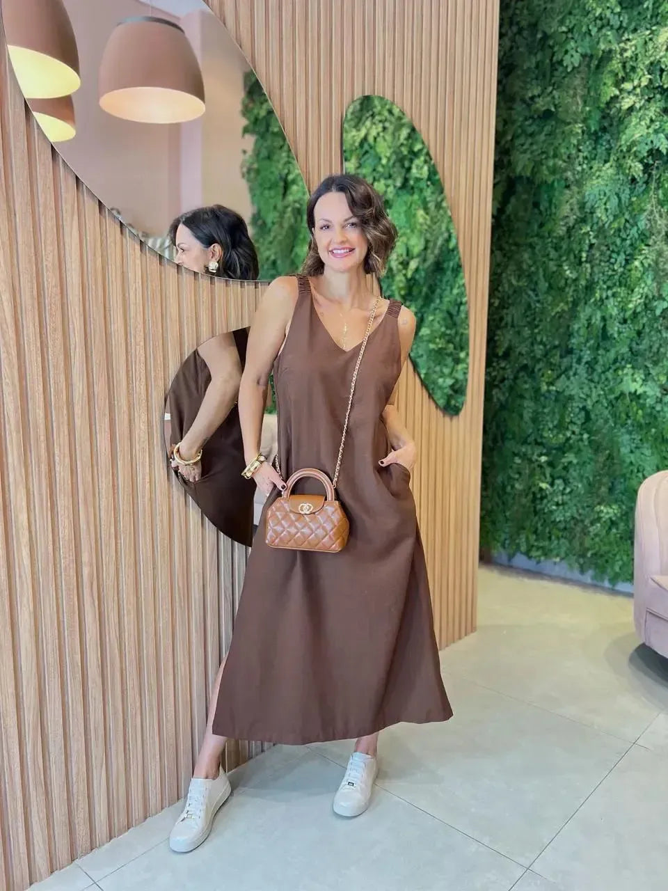 Vestido Midi regata fenda na lateral, Marrom