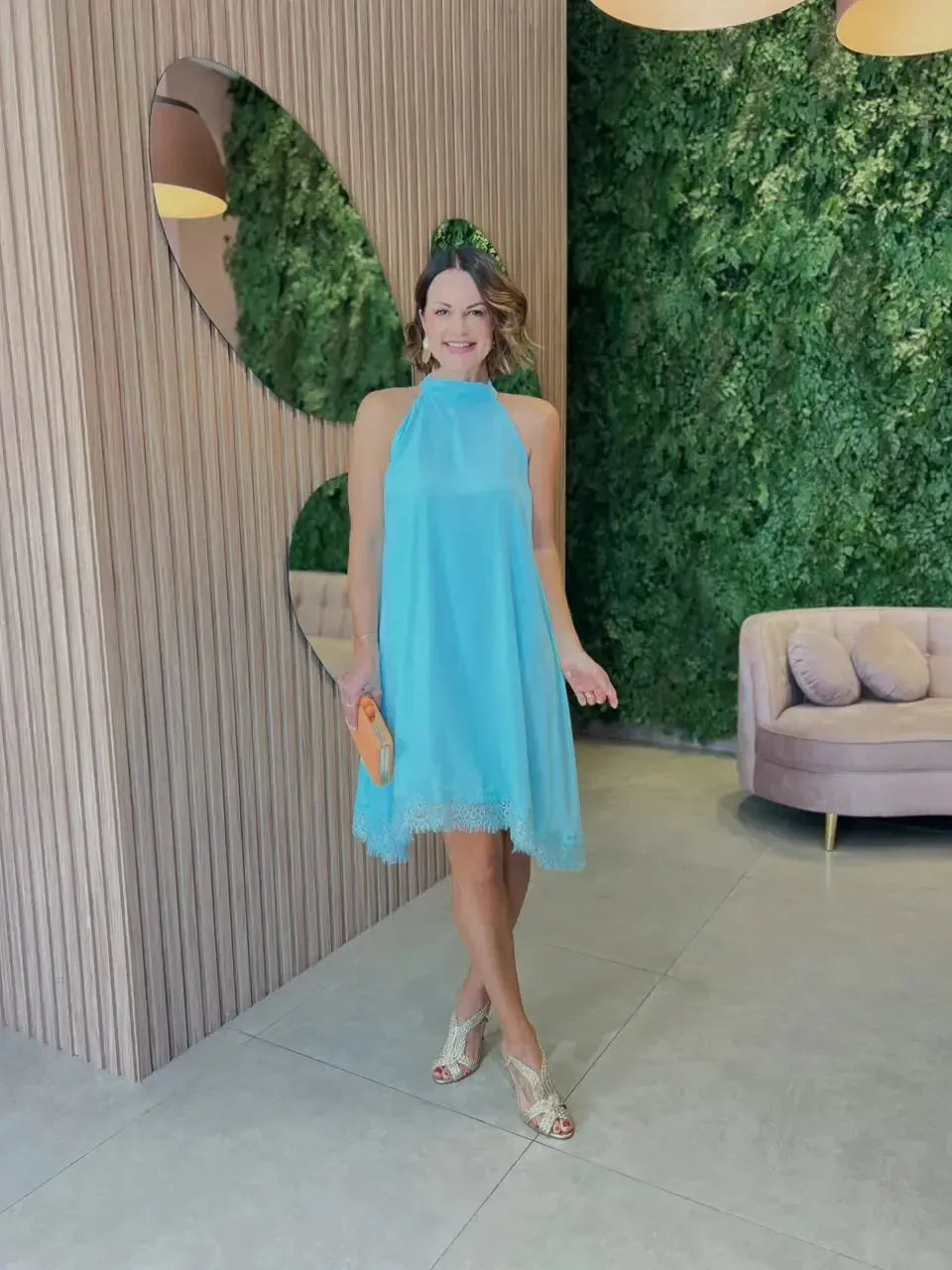 Vestido em Chiffon com Detalhe Renda na Barra, Azul Tiffany