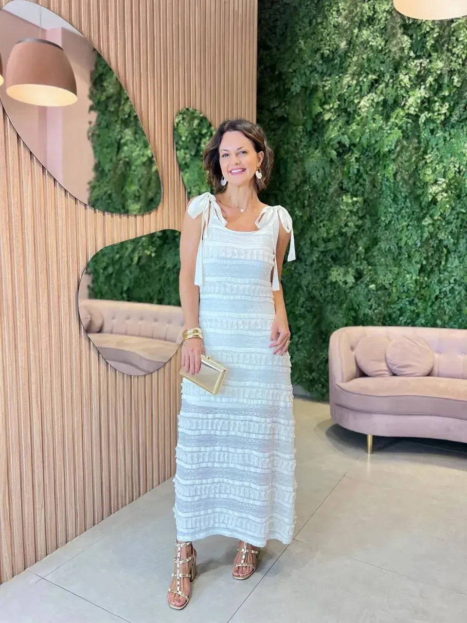 Vestido em Renda alcinha , Cru