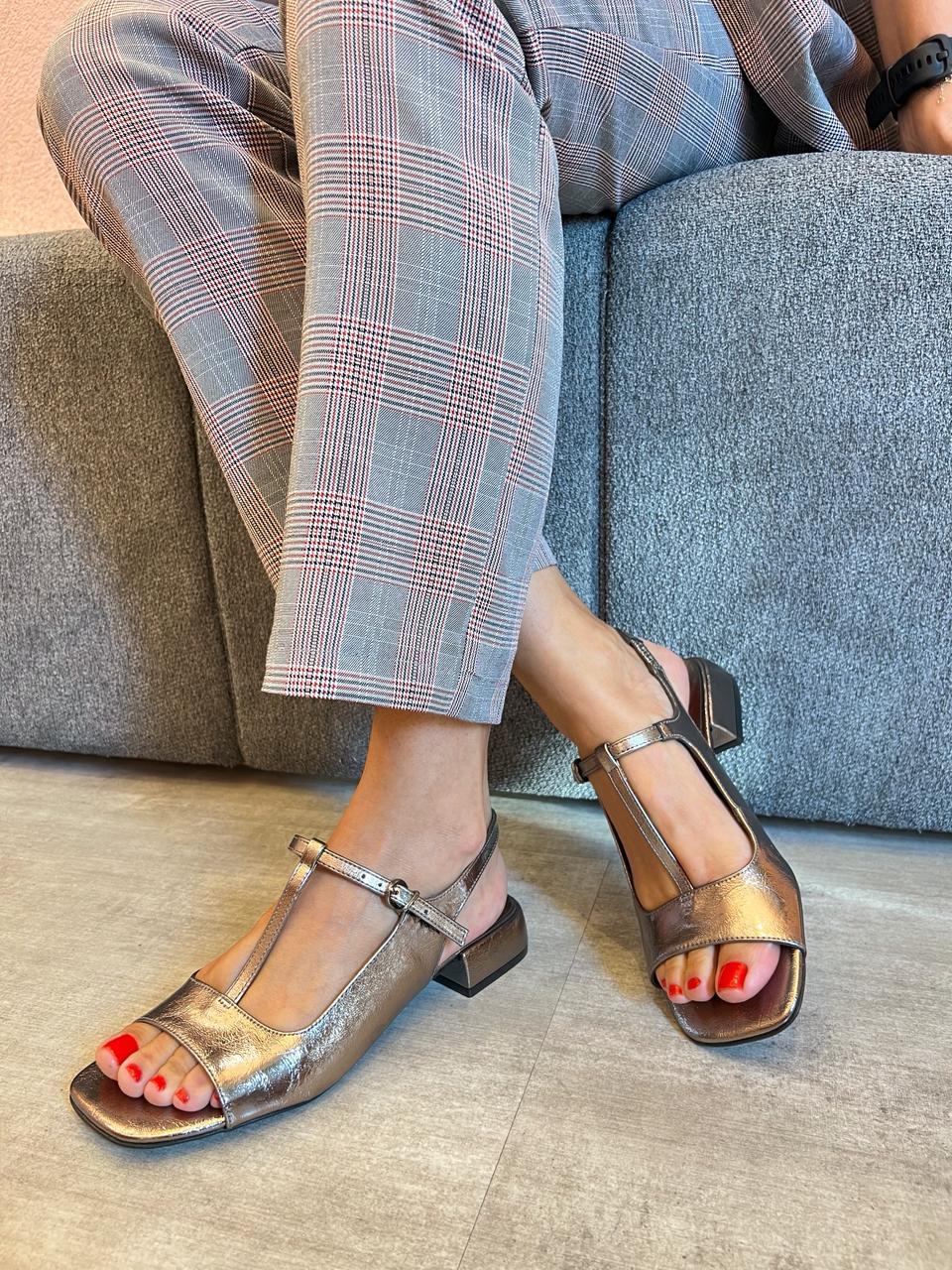 Rasteira Capri Prata Velho