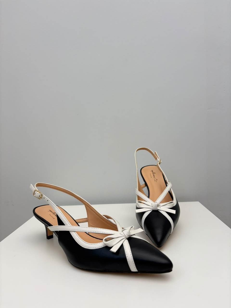 Scarpin Slingback Amanda, Preto