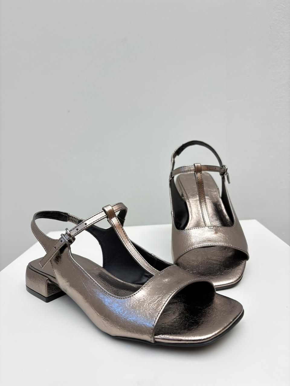 Rasteira Capri Prata Velho