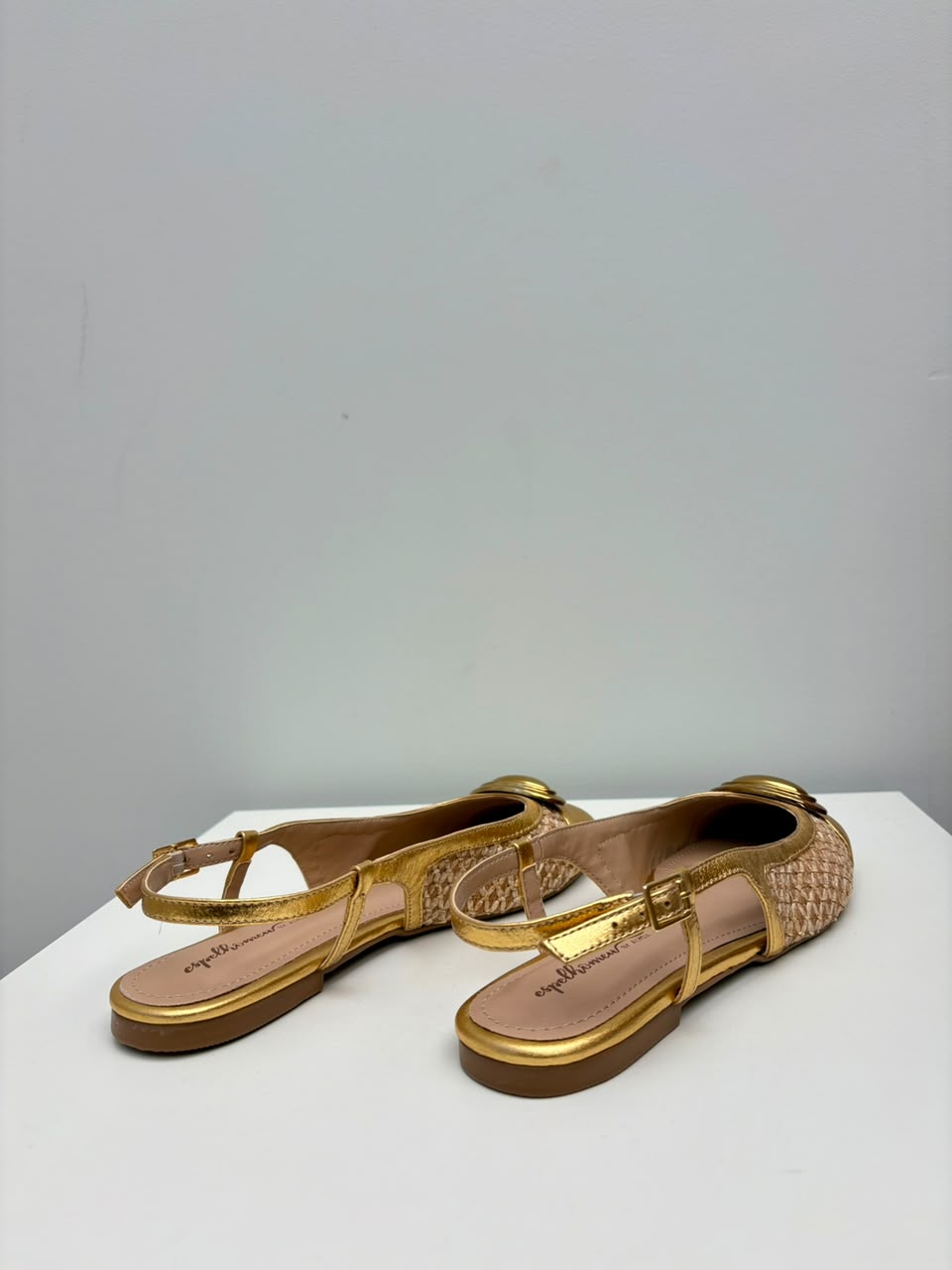 Slingback Marcela, Dourada